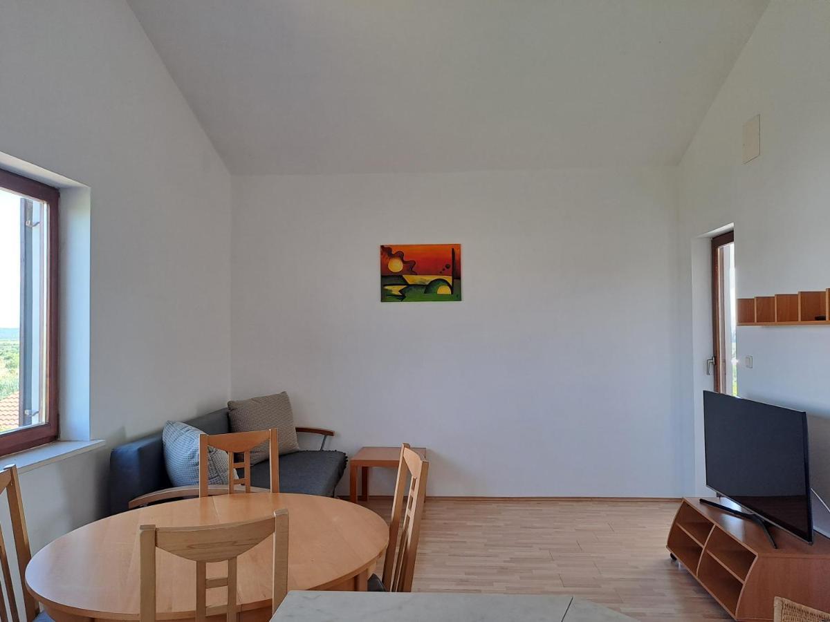 Apartments Pavlovic Ninski Stanovi Exterior photo