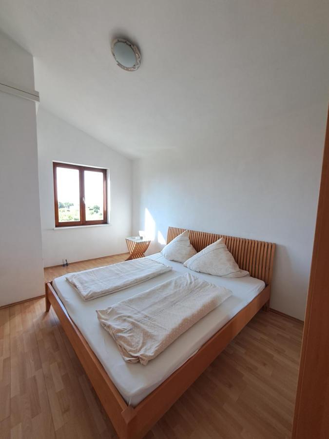 Apartments Pavlovic Ninski Stanovi Exterior photo